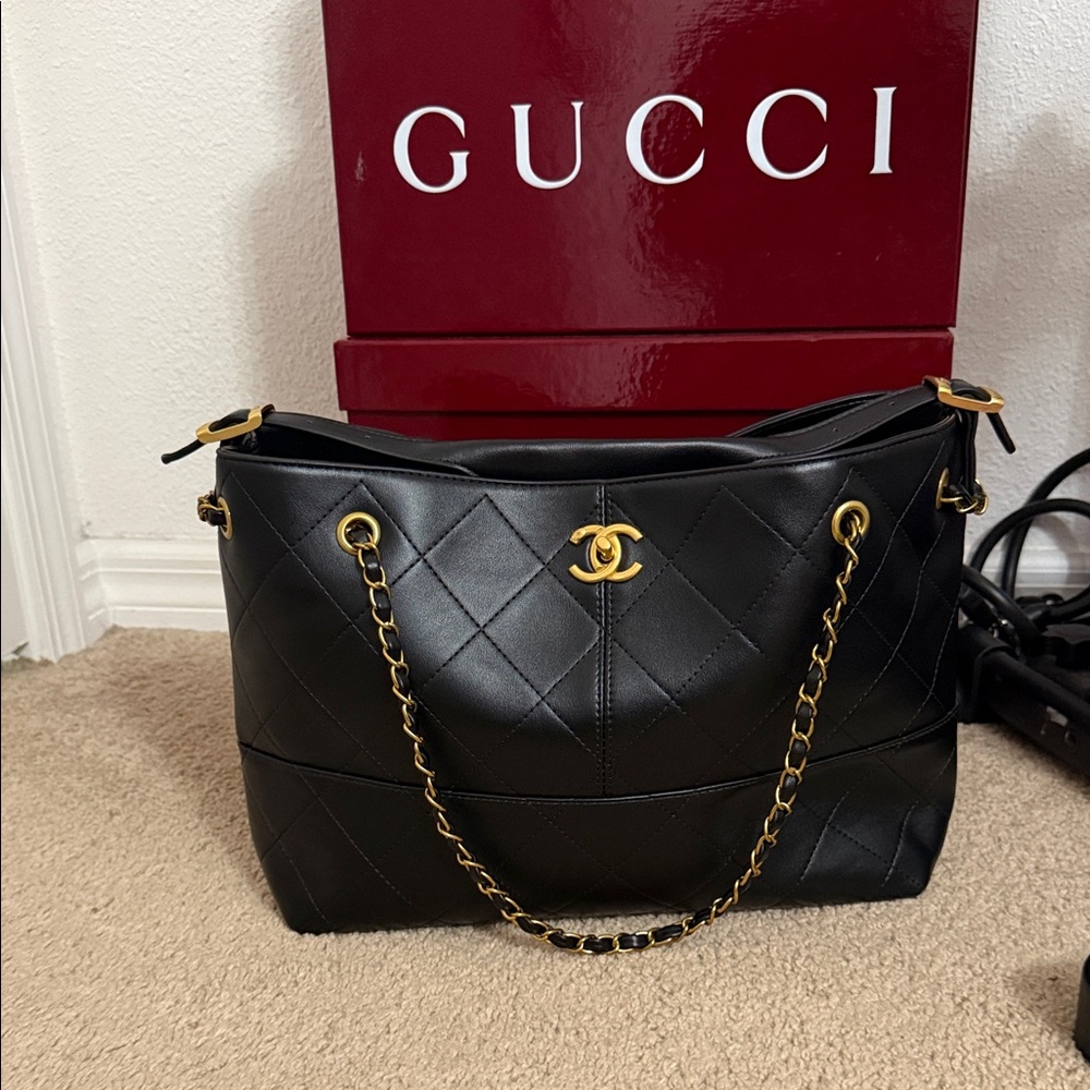 CHANEL VIP Black Quilted Shoulder Bag with Gold Hardware - Picture 2 of 12